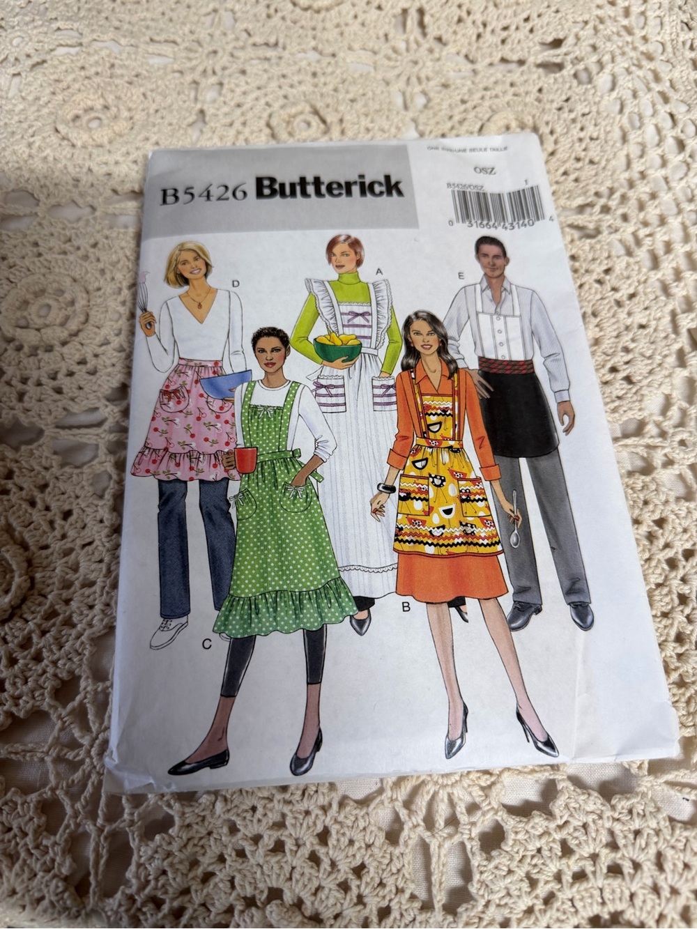 Butterick Womens Colorful Apron Pattern - Green, Orange, Pink, White B5426